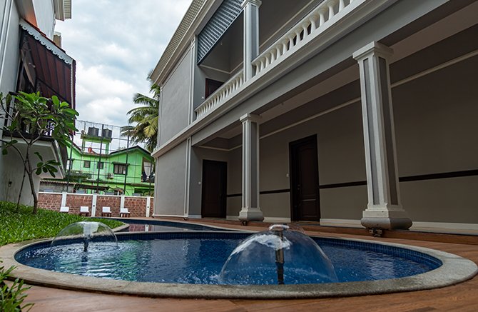 Swimming pool at The Foothills